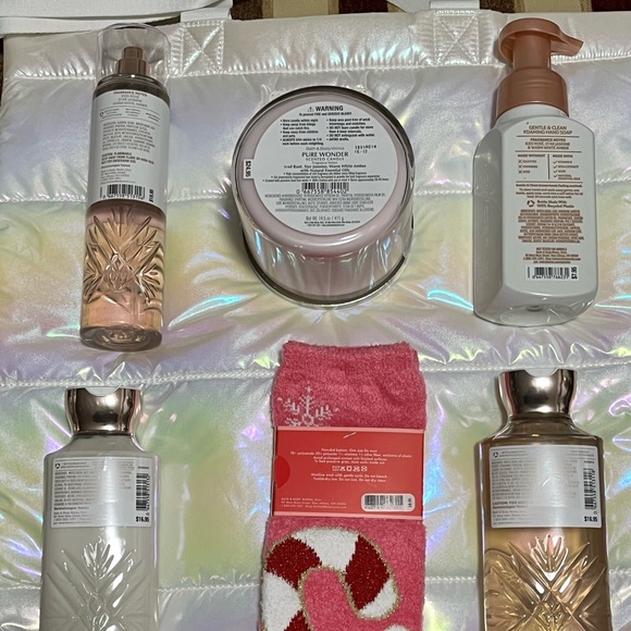 BATH & BODY WORKS NWT AUTHENTIC DISCONTINUED “PURE WONDER” SCENT GIFT BAG SET - Picture 3 of 14